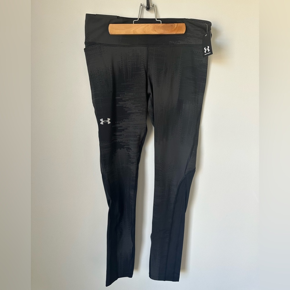 Under Armour Women’s compression Leggings Large